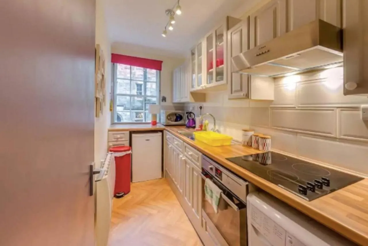 Joivy Stylish Castle View Apartment Edinburgh 0*,